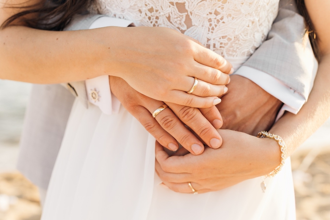 hand-5574694_1280